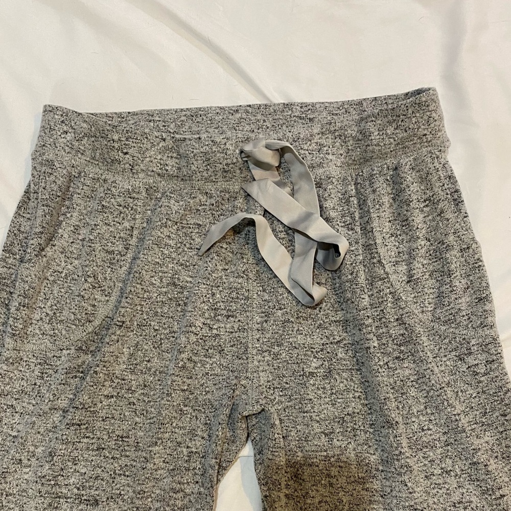 Lauren Conrad Sweatpants size XL - Picture 2 of 7